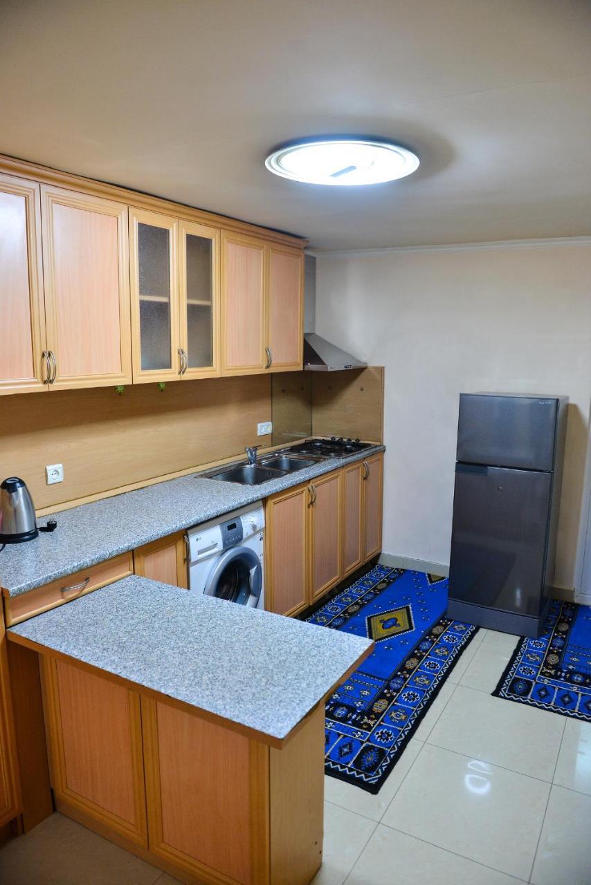 Appartement Marina à Erévan Extérieur photo