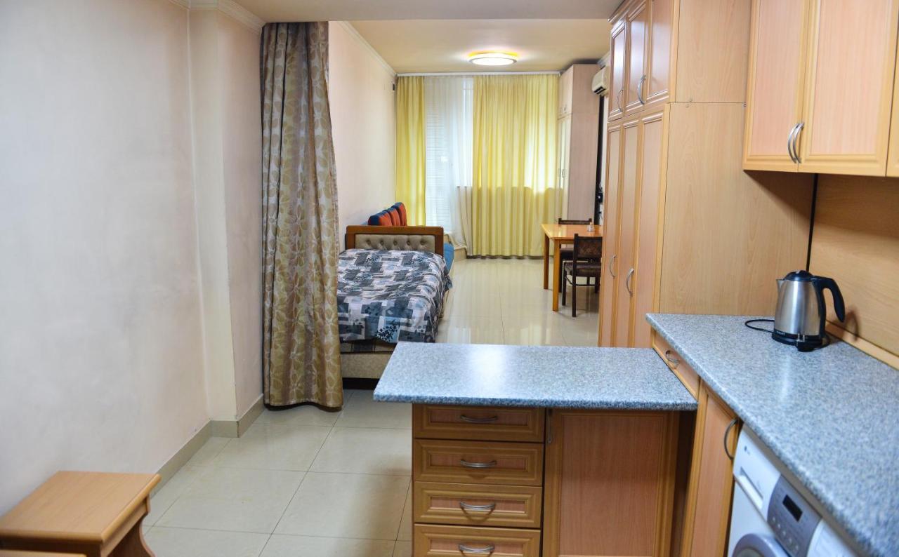 Appartement Marina à Erévan Extérieur photo